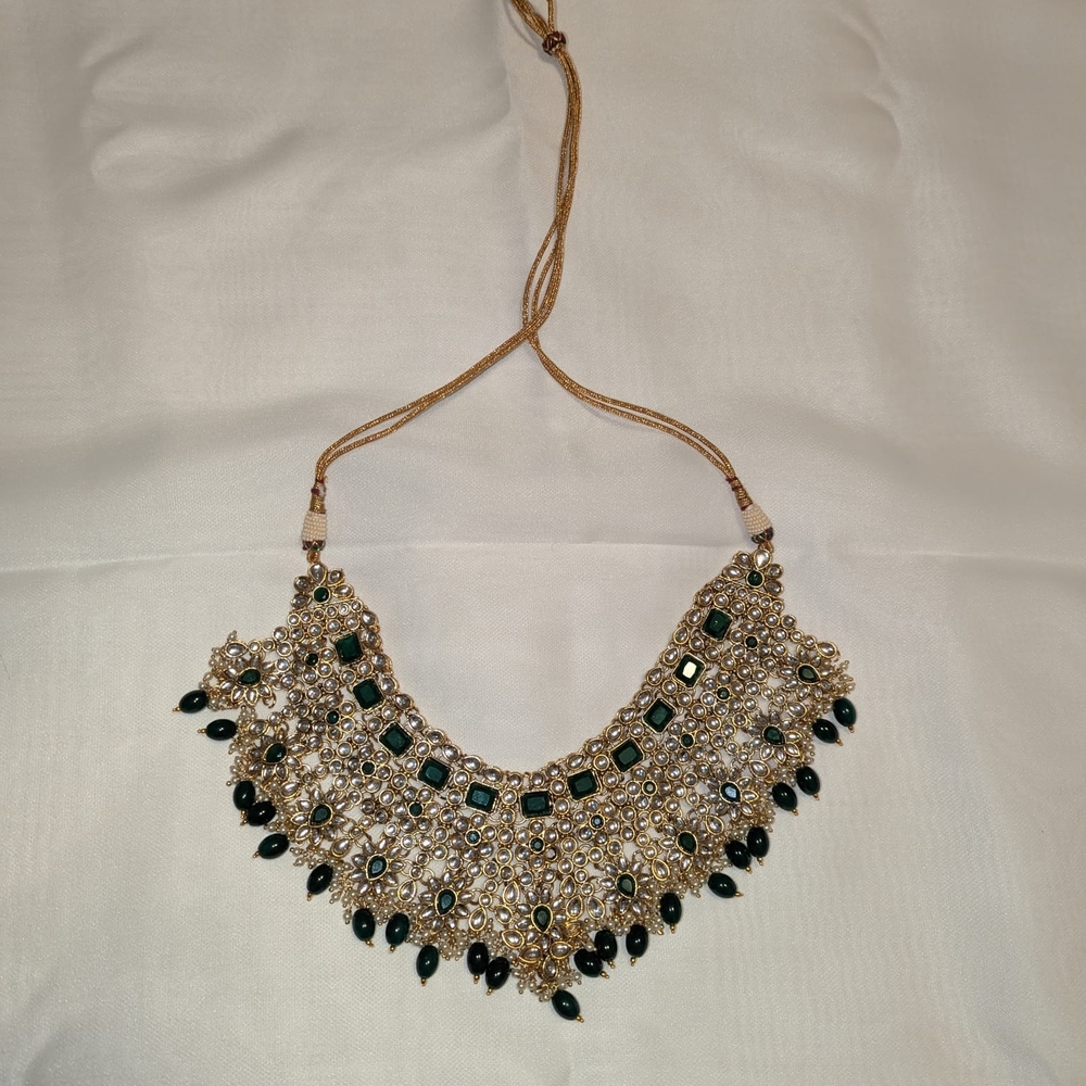 Elegant Gold and Green Necklace Indian Bridal Set. Never Used.